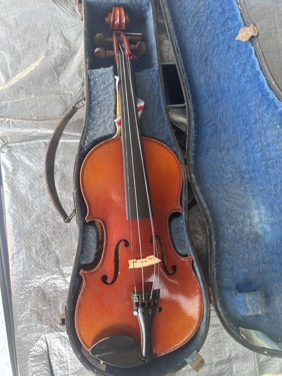 Musikinstrumente: Nicolas duchene bow + violon  – Gebraucht aus Strengelbach von HeidiHeidi09 3