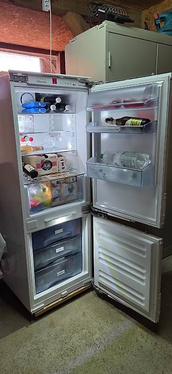Electrolux Congelatori: ELECTROLUX Kühl- & Gefrier-Einbauschrank – Usato da Graltshausen venduto da mad_58wq 1