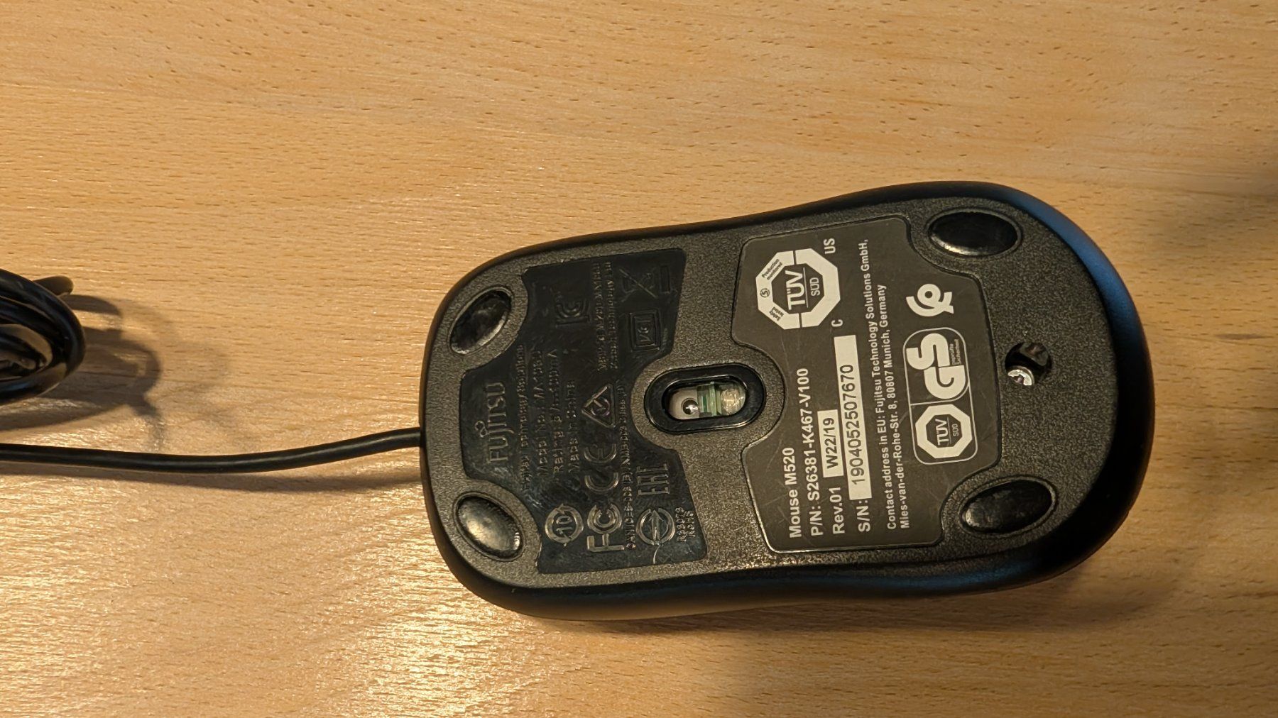 Fujitsu Maus: Fujitsu Maus mit Kabel USB – Gebraucht aus Winterthur von Serai 2