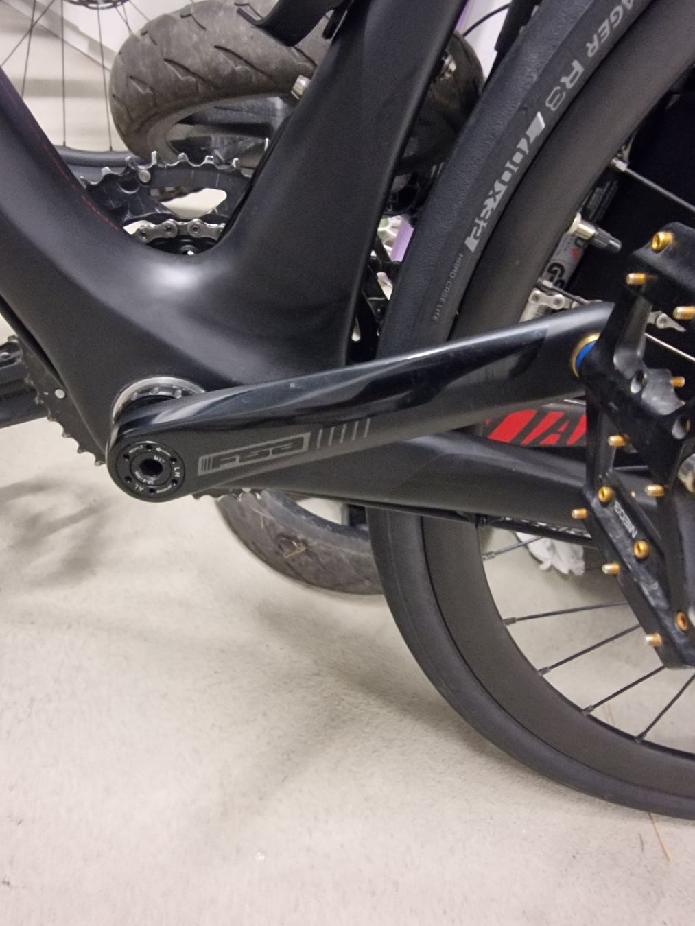 Specialized Velos: Specialized Sirrus Carbon, Top Zustand – Gebraucht aus Bonstetten von Foxi11 7