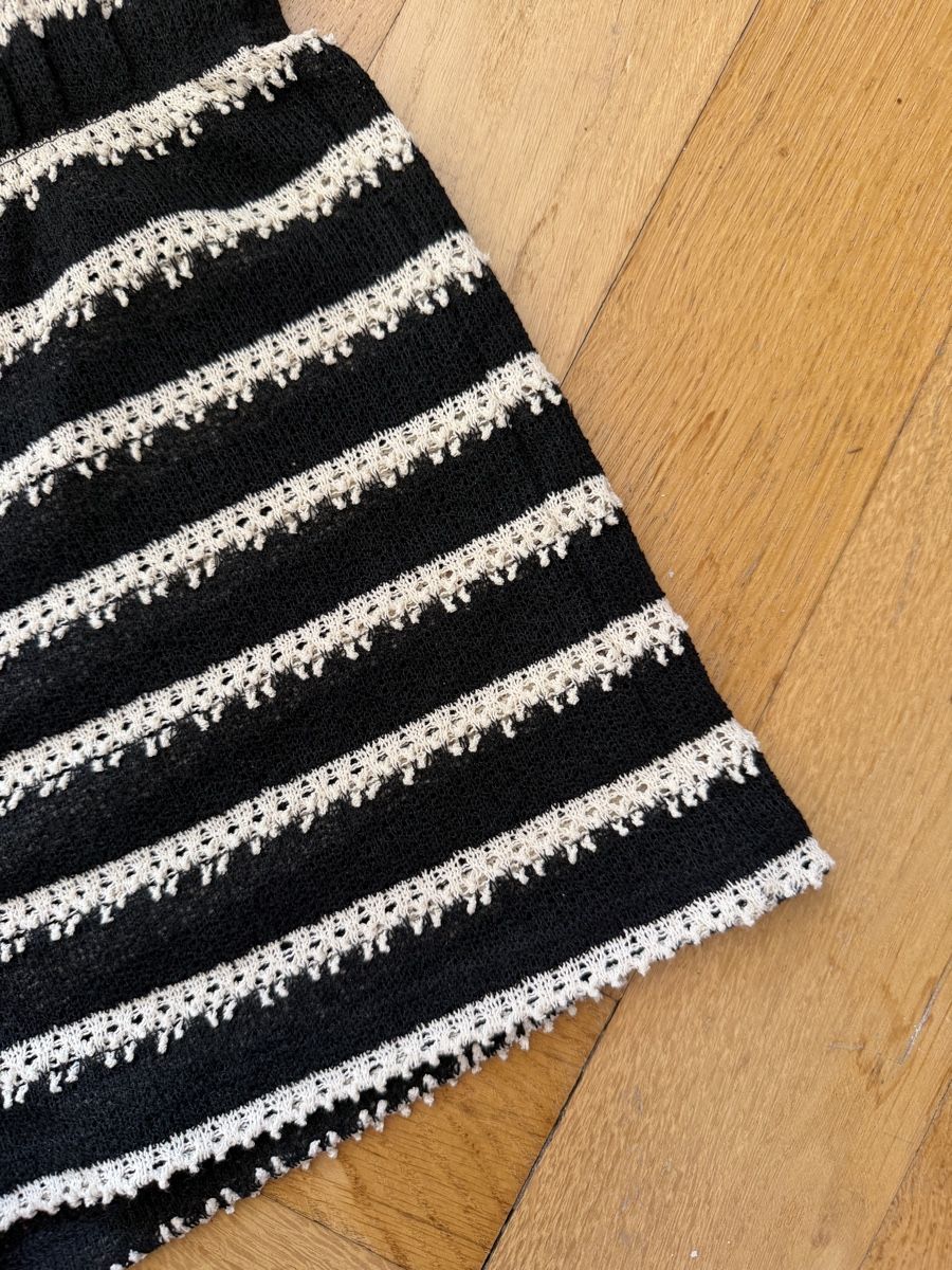 H&M Pantalons: Leichte Strickshorts H&M – D'occasion à Zürich par Nadgb1303 1