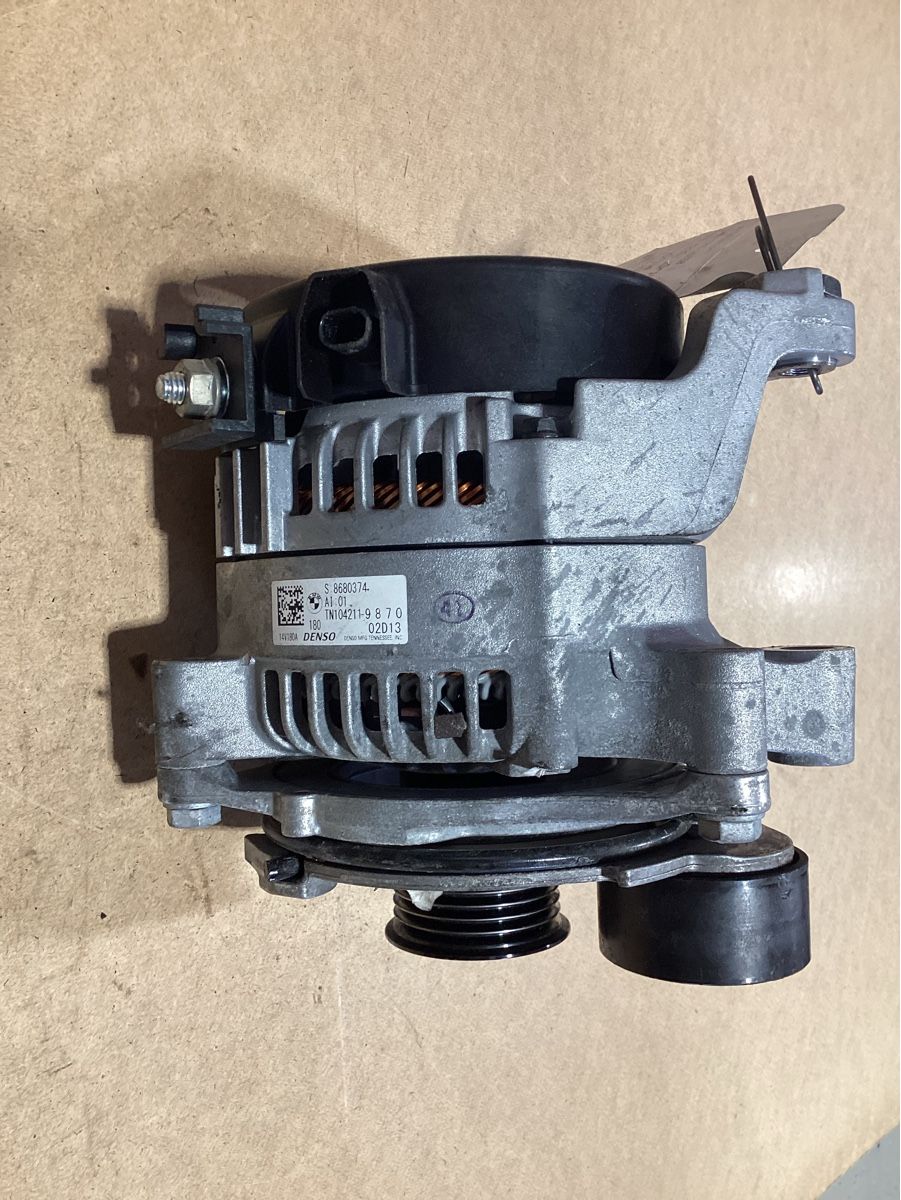 BMW Alle Autoersatzteile: Alternator zu BMW M235i xDrive – Gebraucht aus Reichenburg von T864RX 1
