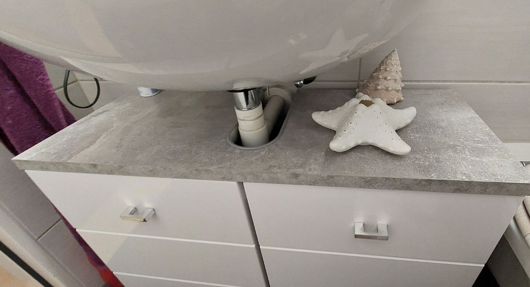 Badezimmermöbel: Waschbeckenunterschrank – Gebraucht aus Münchenstein von Alicia_Michelle 2