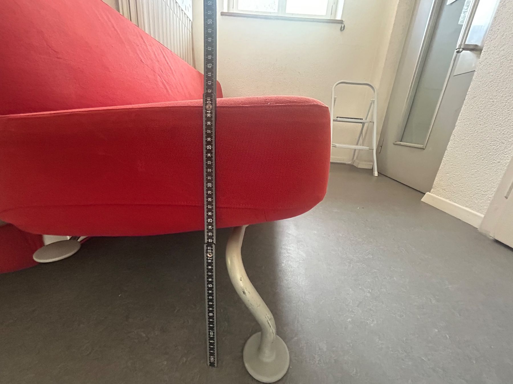 Sofas: Rotes Sofa – Gebraucht aus Zürich von Tm7 3
