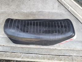Sattel Yamaha RD 125 1E7