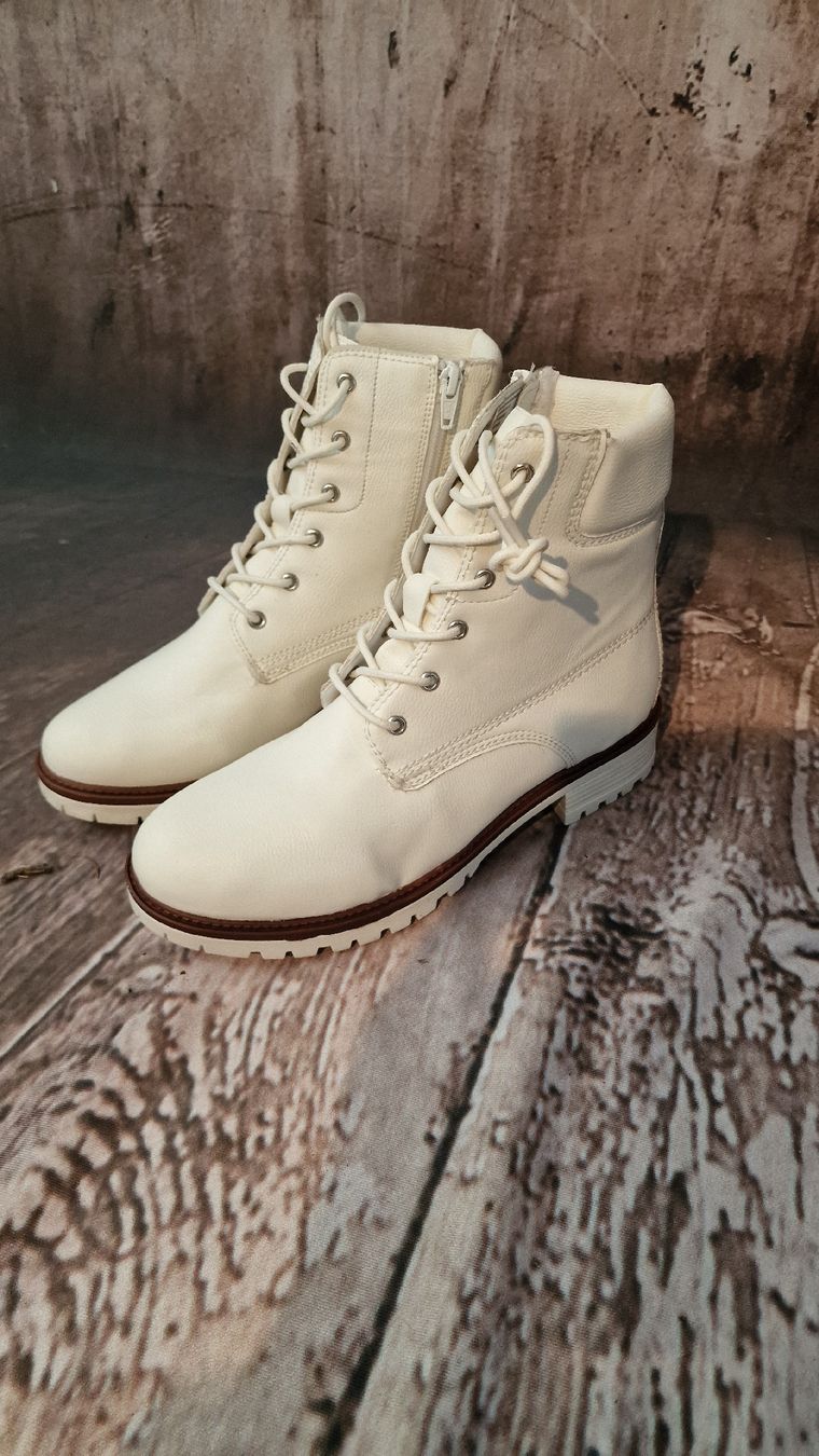 Scarpe da donna: Stiefelette weiss Gr 39 – Nuovo (secondo la descrizione) da goldach venduto da seegoldi13