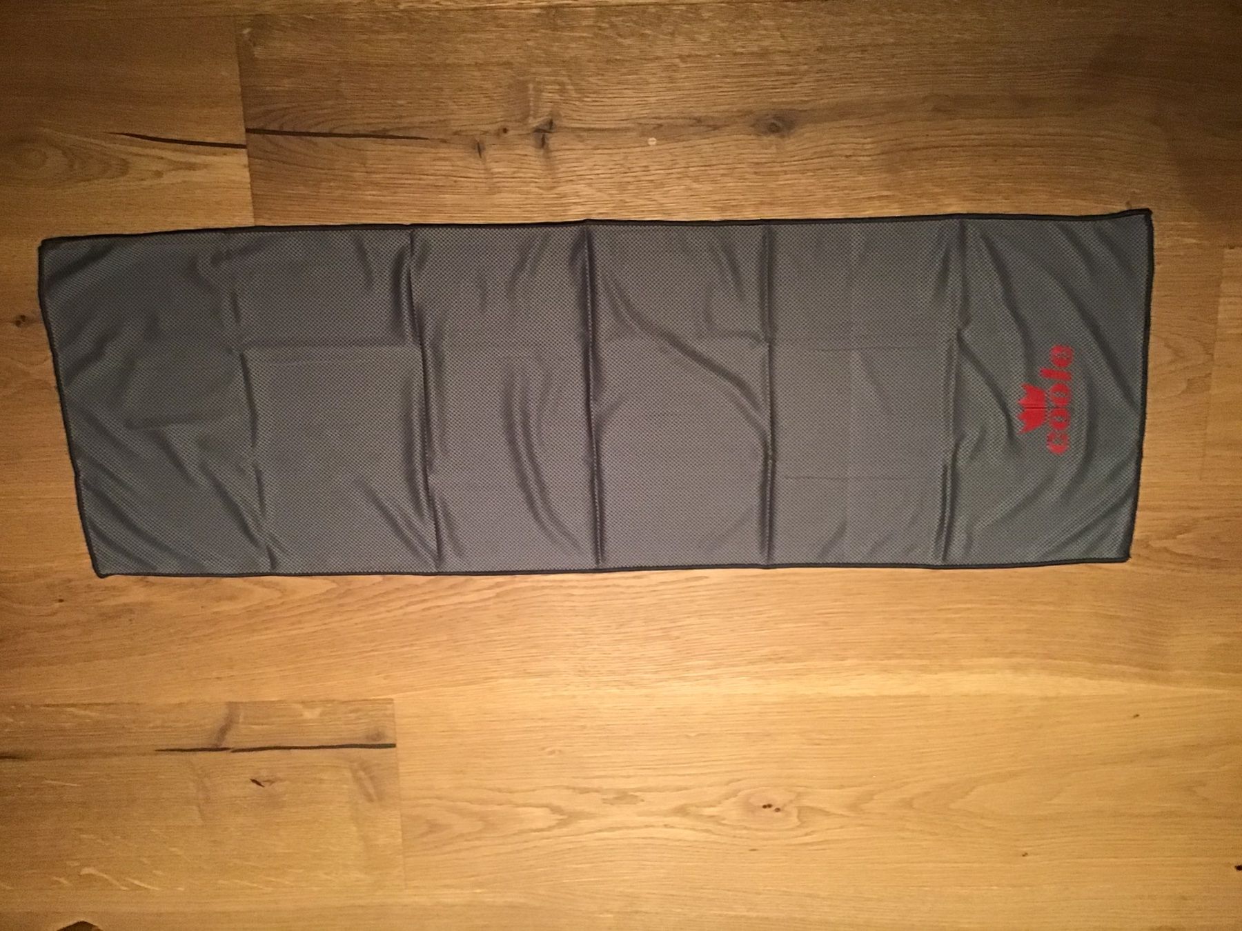 Teli da bagno: !!!! Kühltücher 100 Stück !!! – Nuovo e nell'imballaggio originale da Hubersdorf venduto da brother04 4