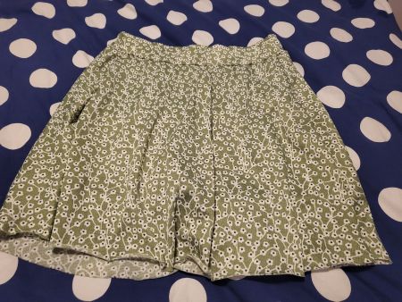 Jupe shorts gr xl kleiner geschnitten