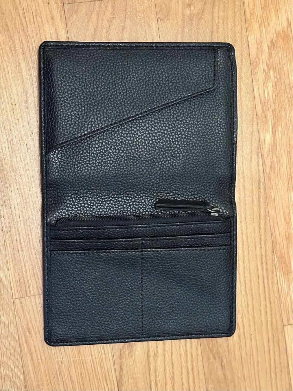 Altro in  Abbigliamento & Accessori: Travel & Co - Passhülle – Usato da Bülach venduto da Murmy 2
