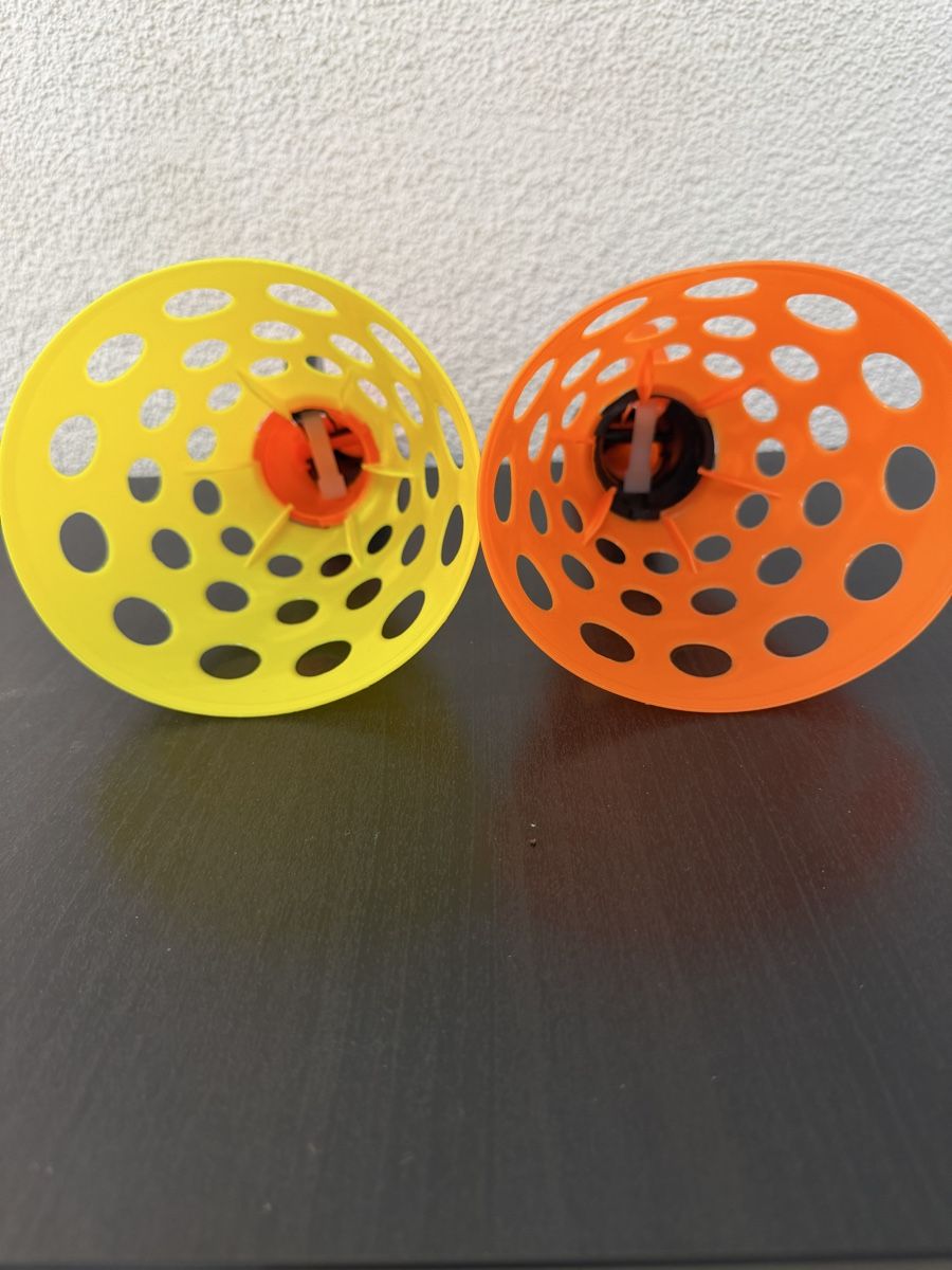 Jouets: Fangspielzeug 2 Schläger mit Ball  – D'occasion à Rotkreuz par GoldHeinz 1