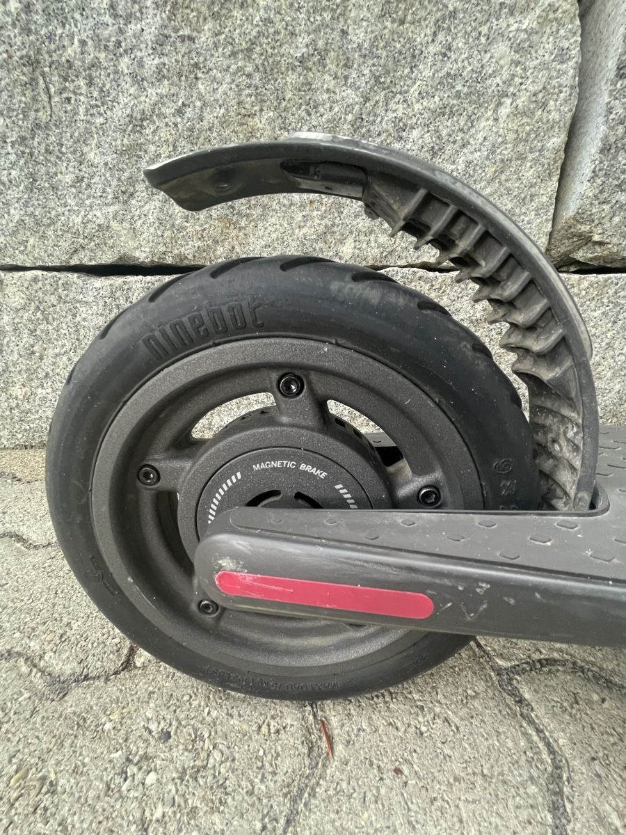 Xiaomi Kickboard: E-Scooter Xiaomi Ninebot E45D – Gebraucht aus Lupsingen von McFly12 4