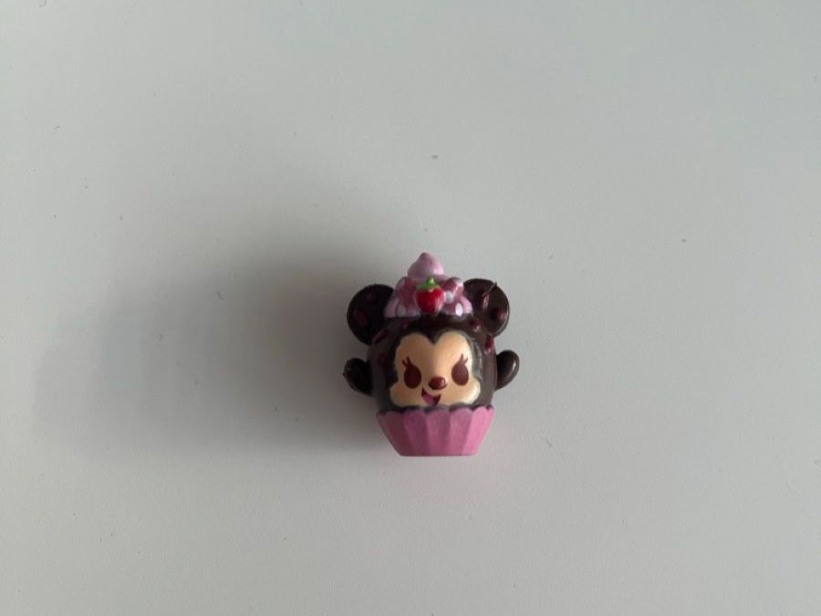 Disney Figuren: Disney Munchlings Minnie Mouse Cupcake – Neu (gemäss Beschreibung) aus Kerzers von StellasStar