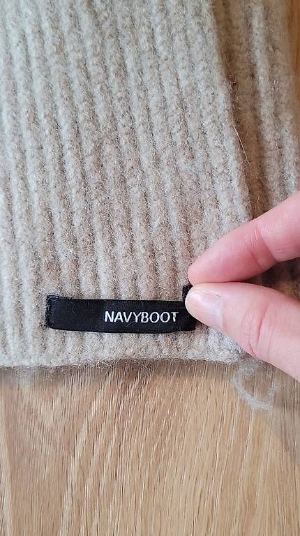 Navyboot Foulards, Tücher & Schals: Schöner Strickschal von Navyboot – Gebraucht aus Gutenswil von schmidii 1