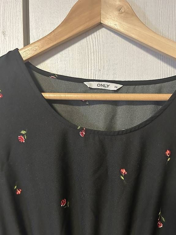 Kleider: Kleid – Gebraucht aus Bern von cin_r7xm 1