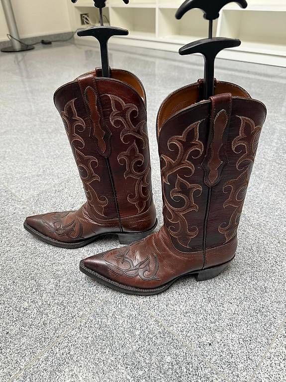 Scarpe da donna: Cowboy Stiefel - Handgemacht Grösse 38 – Usato da Wallisellen venduto da anu_l6xw