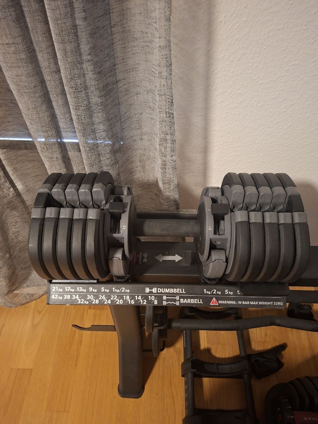 Bowflex Hometrainer: Home Gym Hammer + poids Bowflex  – Neu (gemäss Beschreibung) aus Genève von VintagePal 5