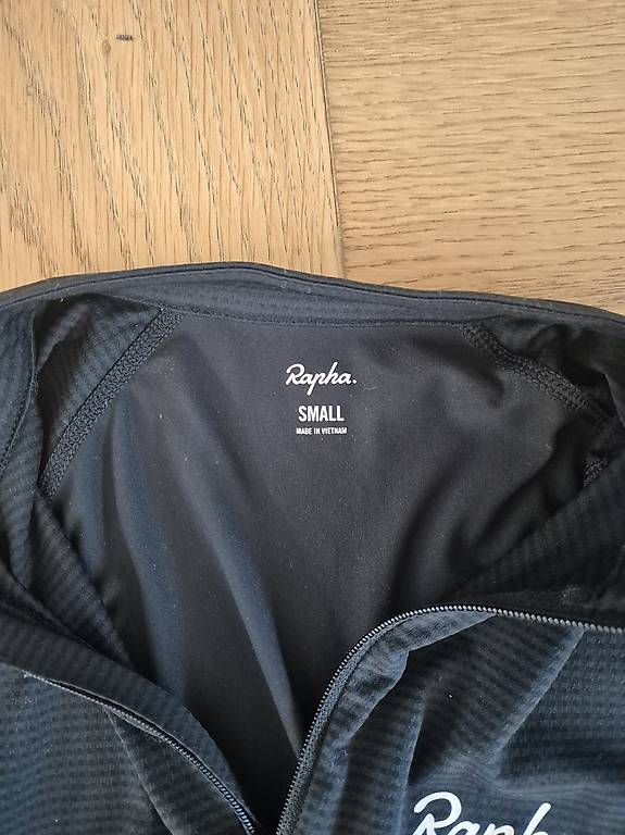 Canottiere & Pantaloni: Rapha Damen Tricot Schwarz G S – Usato da Buchrain venduto da chrigebrunner 1