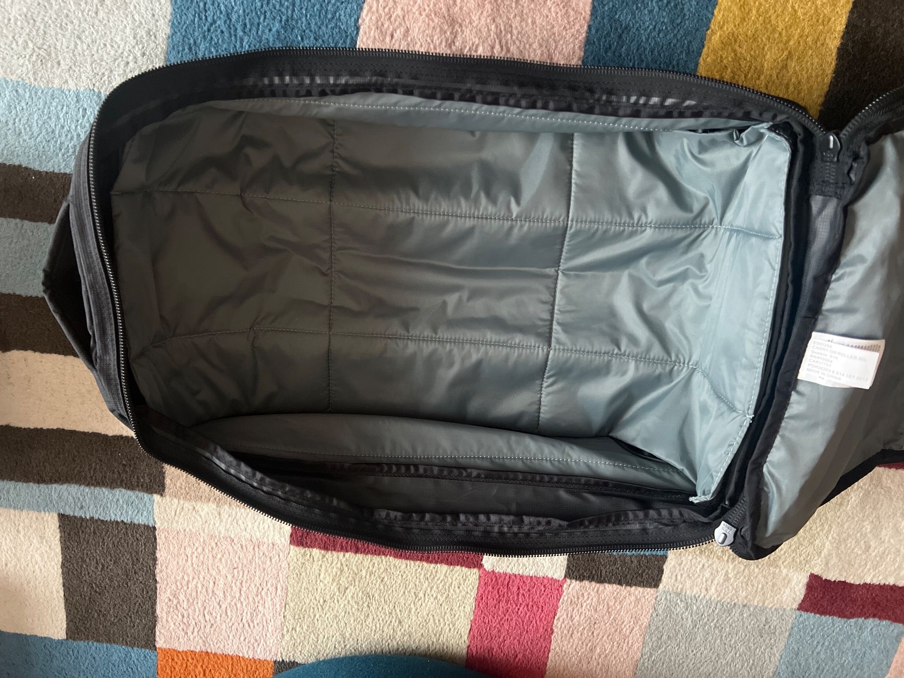 Dakine Valigie: Dakine Carry On Roller 36 Liter Rollkoffer – Usato da Winterthur venduto da britsi 4
