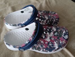 Chaussures genre Crocs