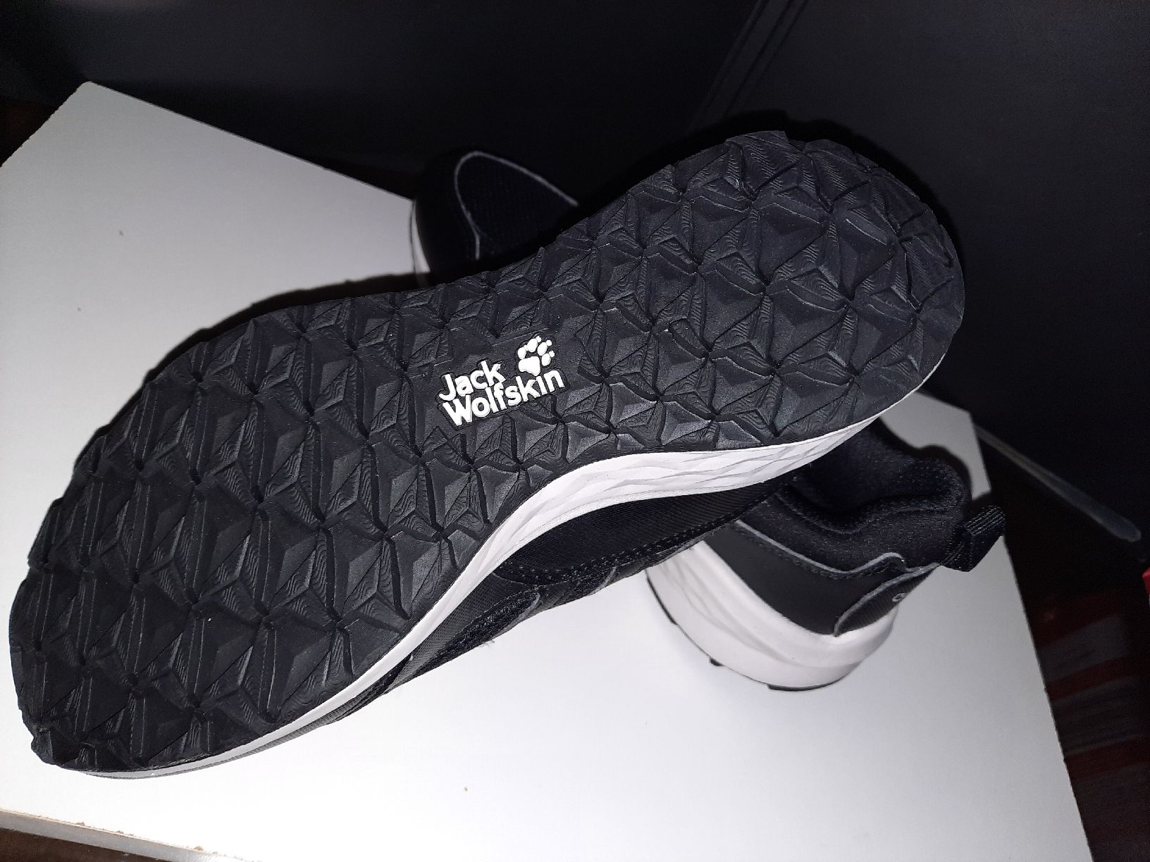 Jack Wolfskin Scarpe da uomo: jack wolfskin schue n. 34 – Nuovo (secondo la descrizione) da Biasca venduto da Old_6blh