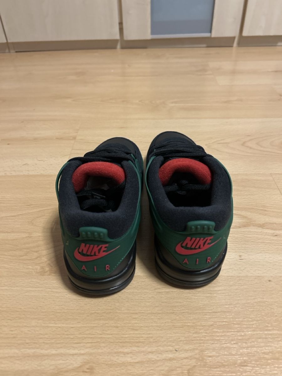 Nike Scarpe da uomo: Nike Air Jordan 4 RM Taille 40 – Nuovo (secondo la descrizione) da la chaux-de-fonds venduto da swann88 2