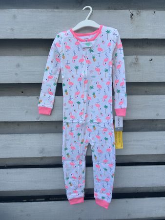 Tolles neues Pijama Gr. 104 