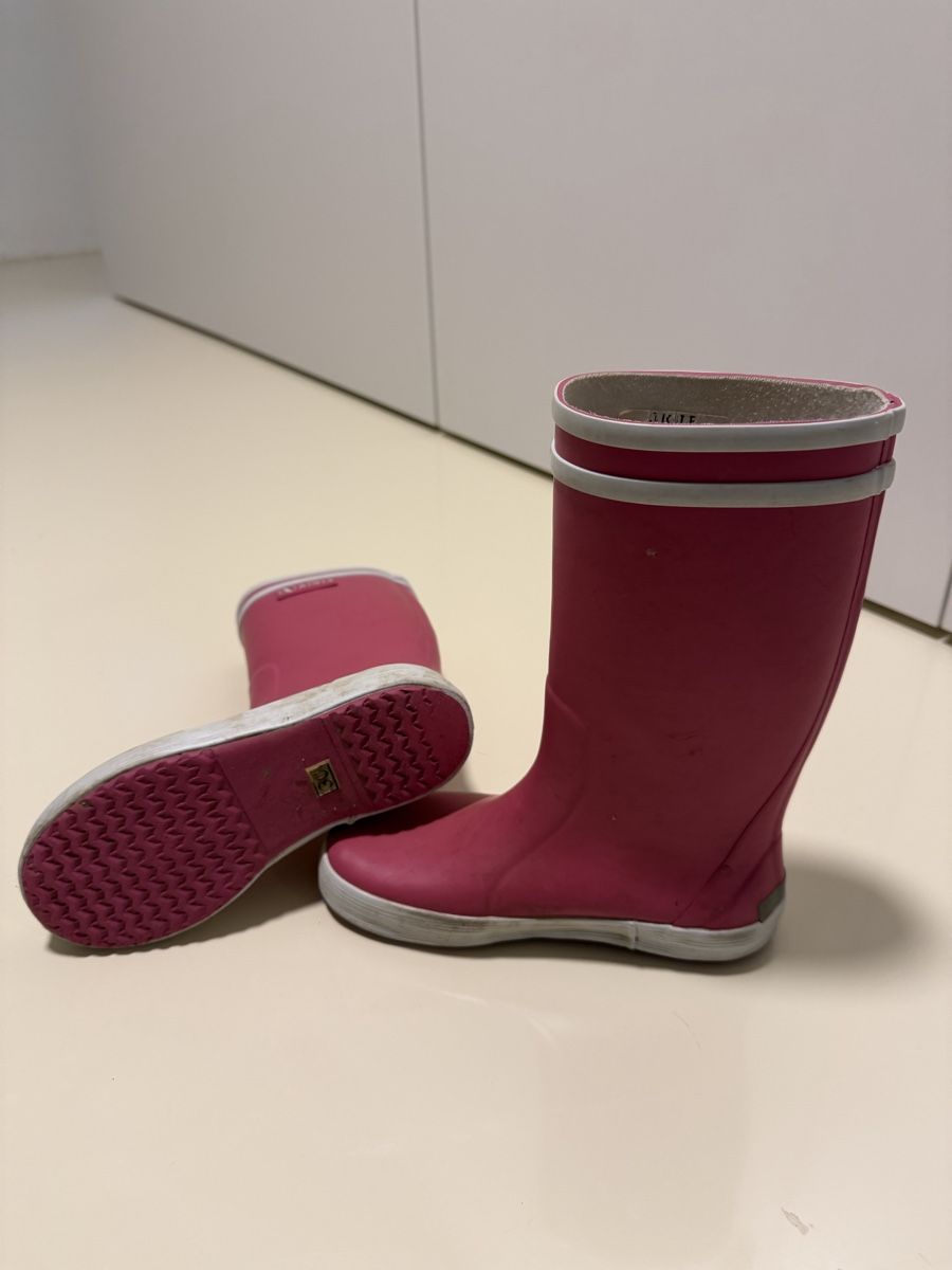 Scarpe per ragazze: Gummistiefel Pink Gr 30 – Usato da Bonstetten venduto da Tulli.Tulla 1