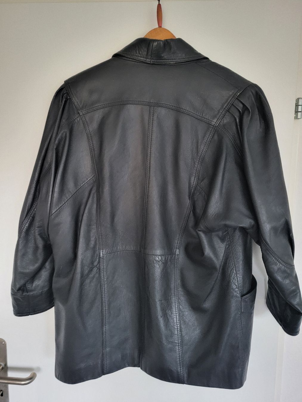 Jacken: Damenlederjacke Grösse 38 – Gebraucht aus Dübendorf von rol_fm6d 3