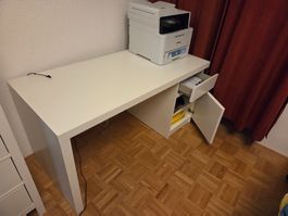 Bureau 65(p) x 140(l) x 73(h)cm