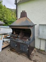 grosser Gartengrill mit Unterbau für Holz 152x85cm H: 230cm