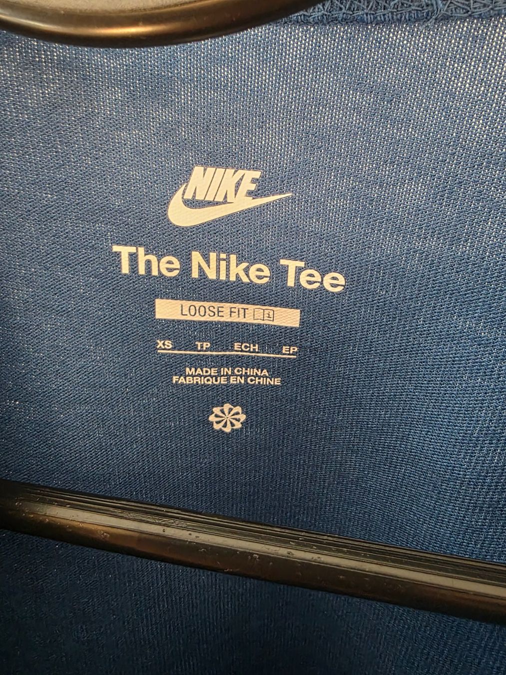 Nike T-shirt: Blaues T-Shirt Nike – Nuovo (secondo la descrizione) da Rothenfluh venduto da sel_j856 2