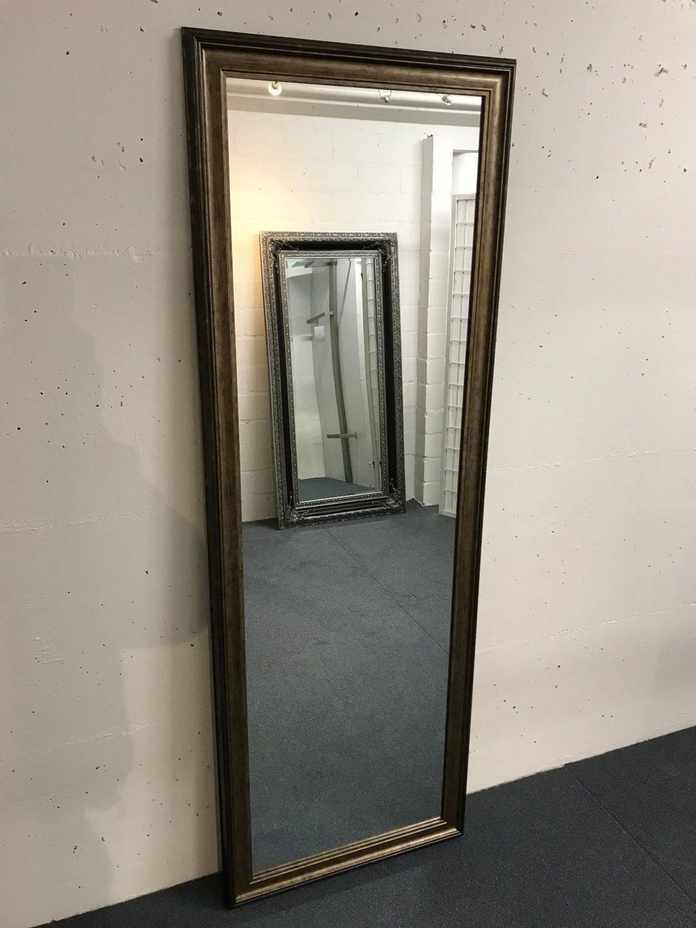 Specchi: Spiegel SARI Rahmen alt silber 65 x 185 – Nuovo e nell'imballaggio originale da Unterentfelden venduto da moebelrufli