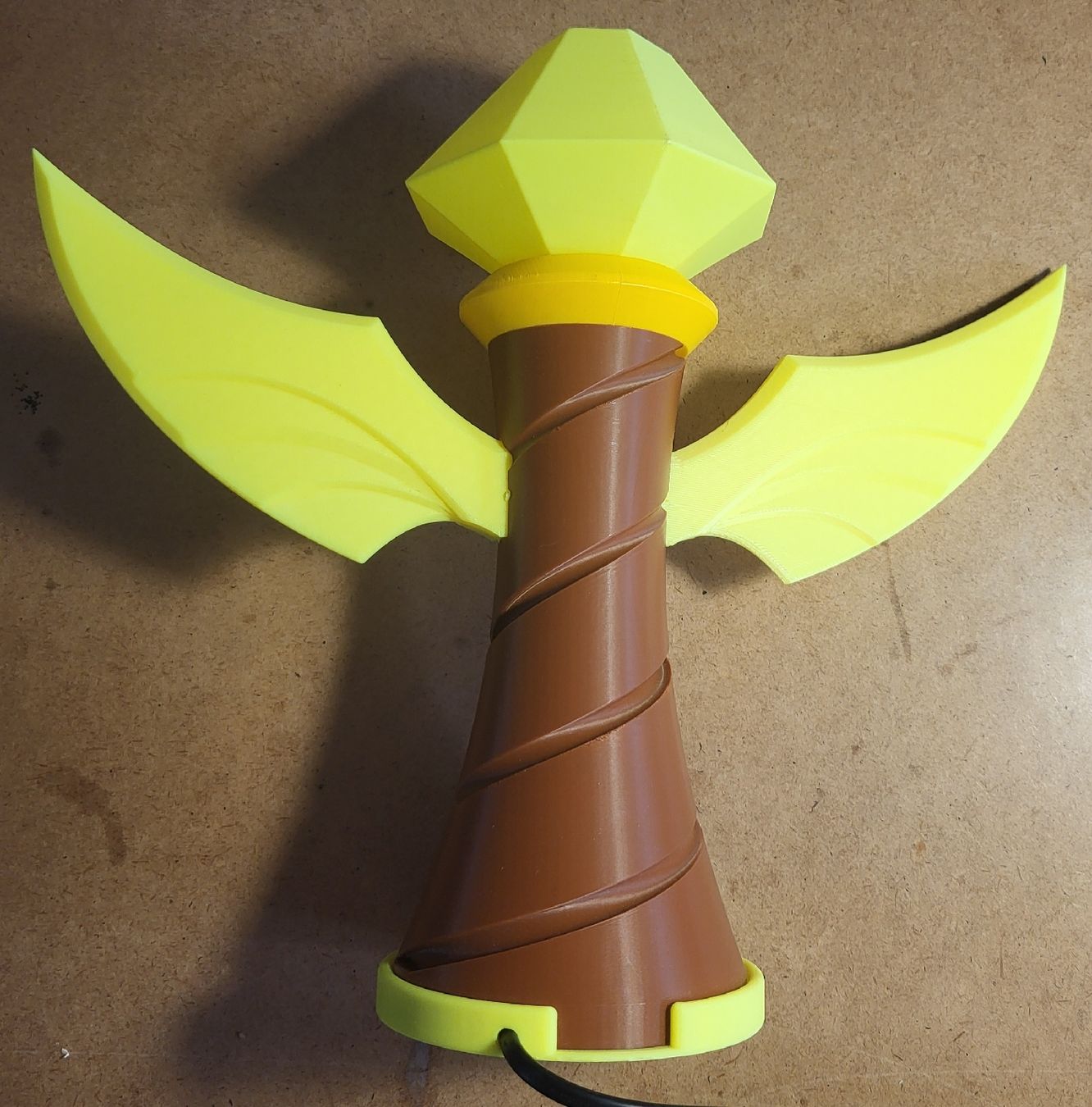 Statuette: Lampe League of Legends – Usato da Montet (Glâne) venduto da KOADA 2