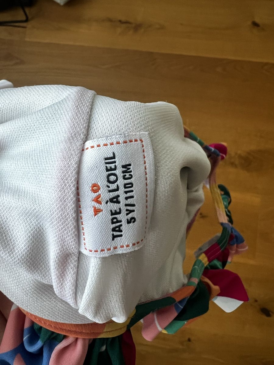 Costumi da bagno & Bikini: Badeanzug Kinder Blumenmuster Grösse 104 gebraucht – Usato da Recherswil venduto da ch0_y9gb 2