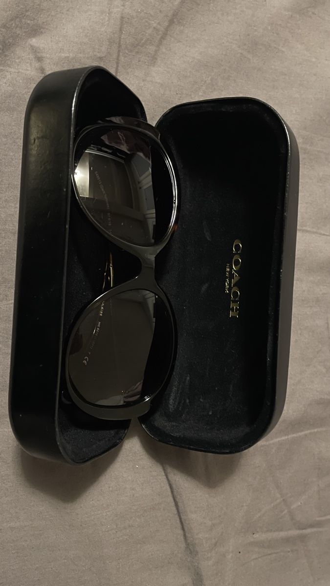 Coach Lunettes & Verres: Coach Sonnenbrille – D'occasion à oberwangen b.bern par sar_5v6q 1