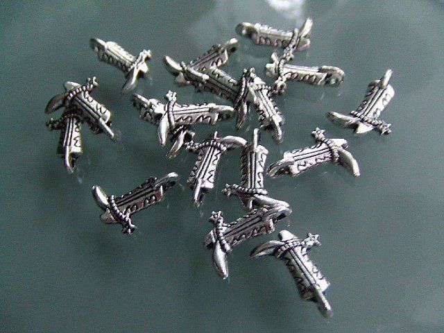 Ciondoli: Anhänger Stiefelchen   17x12mm – Nuovo (secondo la descrizione) da Alpnachstad venduto da perlengaby 1