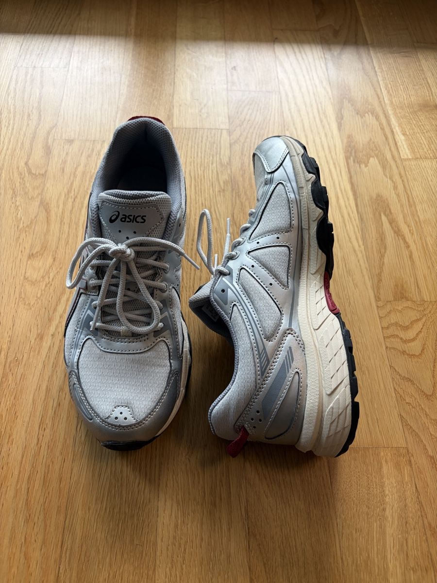 Asics Scarpe da uomo: Asics Schuhe Gr. 42 – Nuovo (secondo la descrizione) da Schaffhausen venduto da golazo_vines 1
