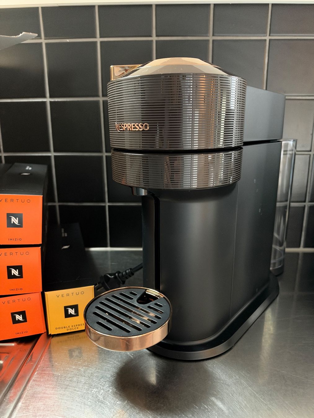 Nespresso Machines à café & Machines à expresso: Nespresso Kaffeemaschine – Neuf (Voir description) à Rothrist par Dubai3 1