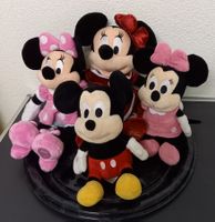 *MICKEY & CO. - PLÜSCHFIGUREN* HÜBSCH BEKLEIDET/L MAX. 38CM