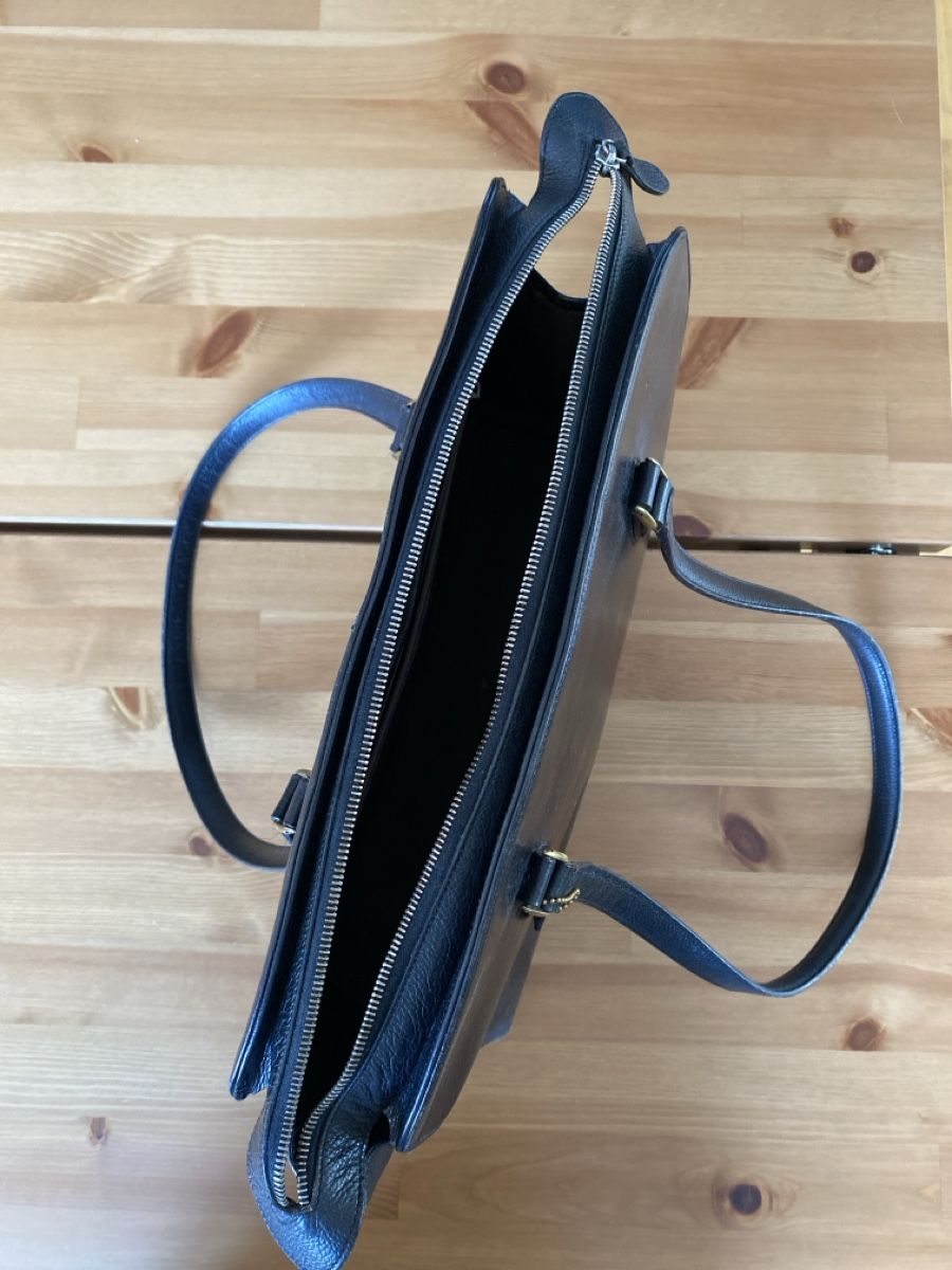Coach Taschen für Damen: Large Coach shoulder bag – Gebraucht aus Dietikon von amy_fh6v 4