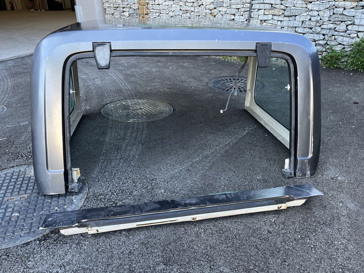 Jeep Tutti pezzi di ricambio auto: Hardtop Jeep Wrangler JY – Difettoso da Gravesano venduto da mdelponte 2