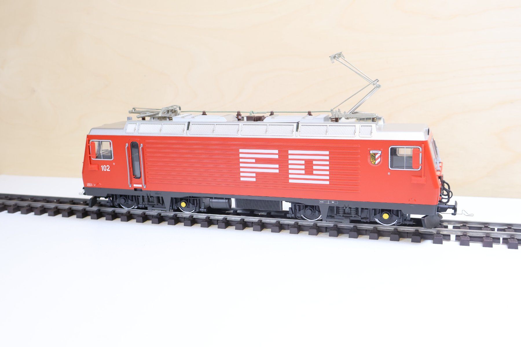 Fama Trains électriques: FAMA Alpenbahn FO Zahnrad E-Lok - 0m – D'occasion à Winterthur par Monstera 3