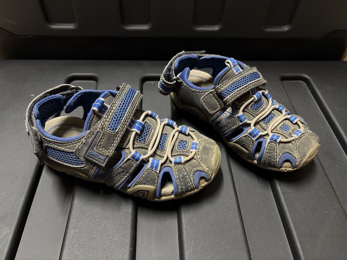 Geox Scarpe per ragazzi: Sandalen Grösse 28 – Usato da Granges-Paccot venduto da Fwaeber