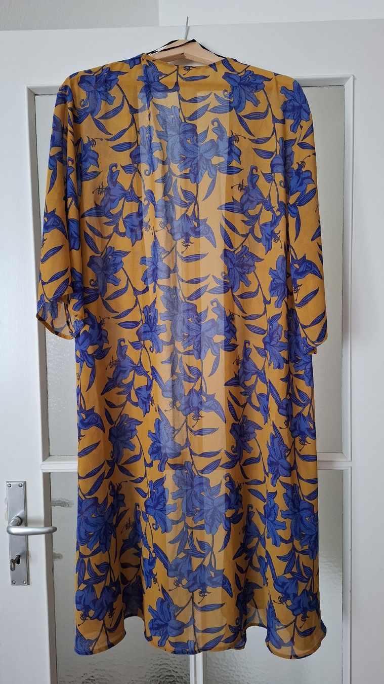 Art international: Kimono long H&M – Neuf (Voir description) à Vevey par latessinoise 3