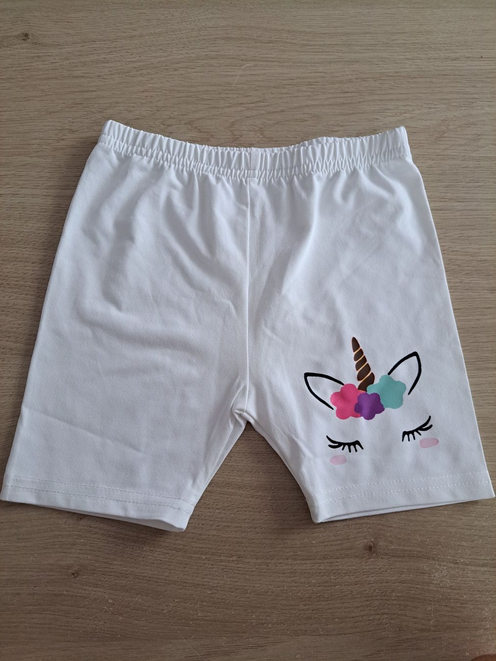 Lotti & Set di vestiti: Lot de 2 short enfant taille 120 – Usato da Marly venduto da Mumu1723 2