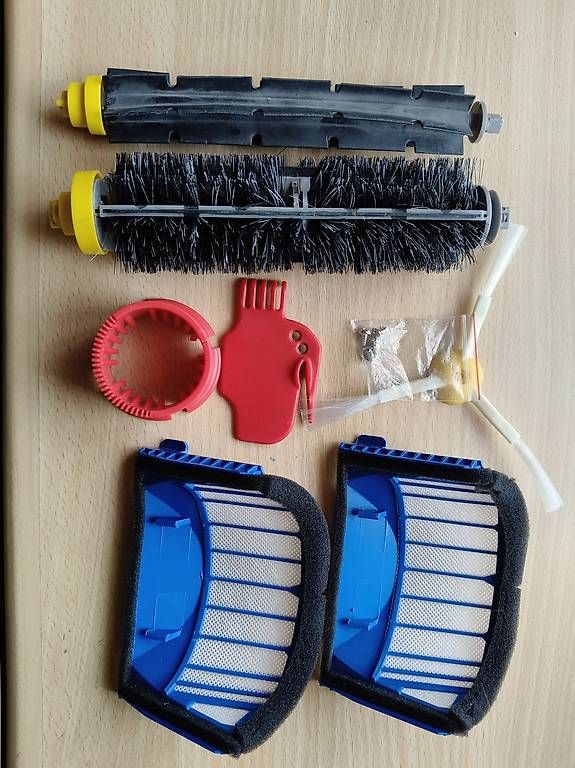 Aspirateurs & Accessoires: iRomba Zubehör  – D'occasion à Sargans par punkmarado 3