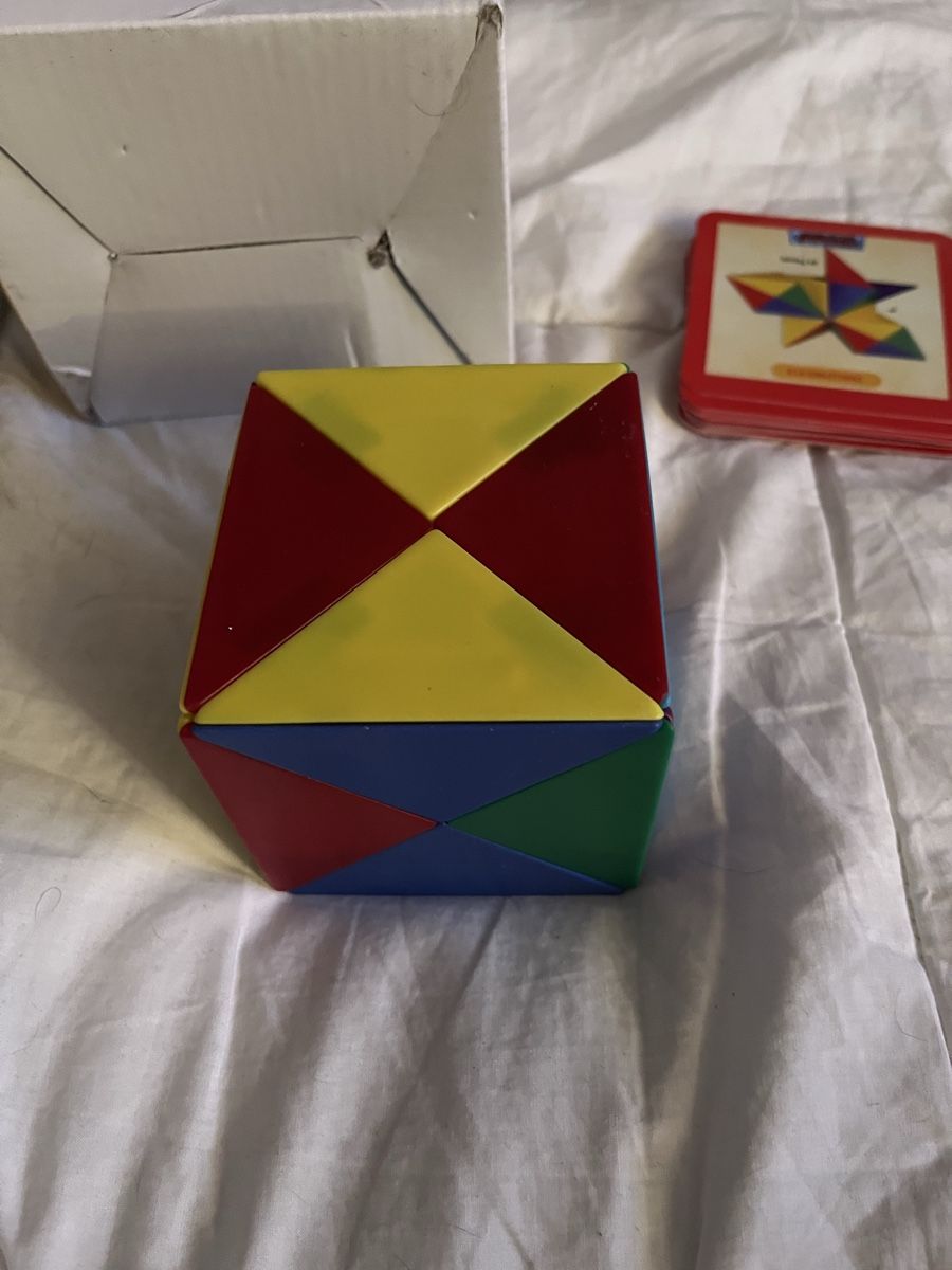 Giochi: Magnetisches Tangram Cube Geduldspiel – Usato da Hindelbank venduto da Warentaxi 1