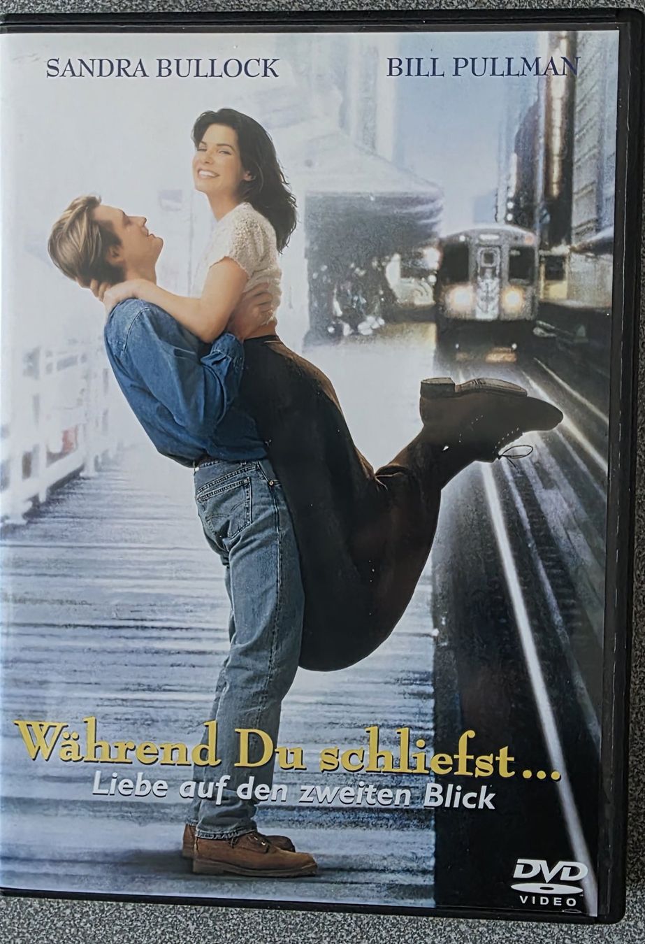Tutti i DVDs: DVD Während Du schliefst - Sandra Bullock – Usato da Oetwil am See venduto da fineli2