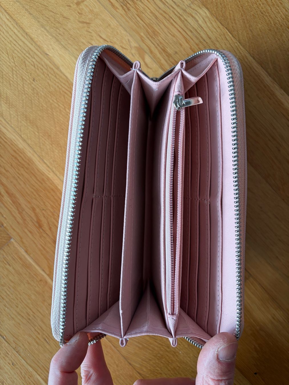 Portamonete: Portemonnaie rose – Usato da Fehraltorf venduto da sunset_smile 2