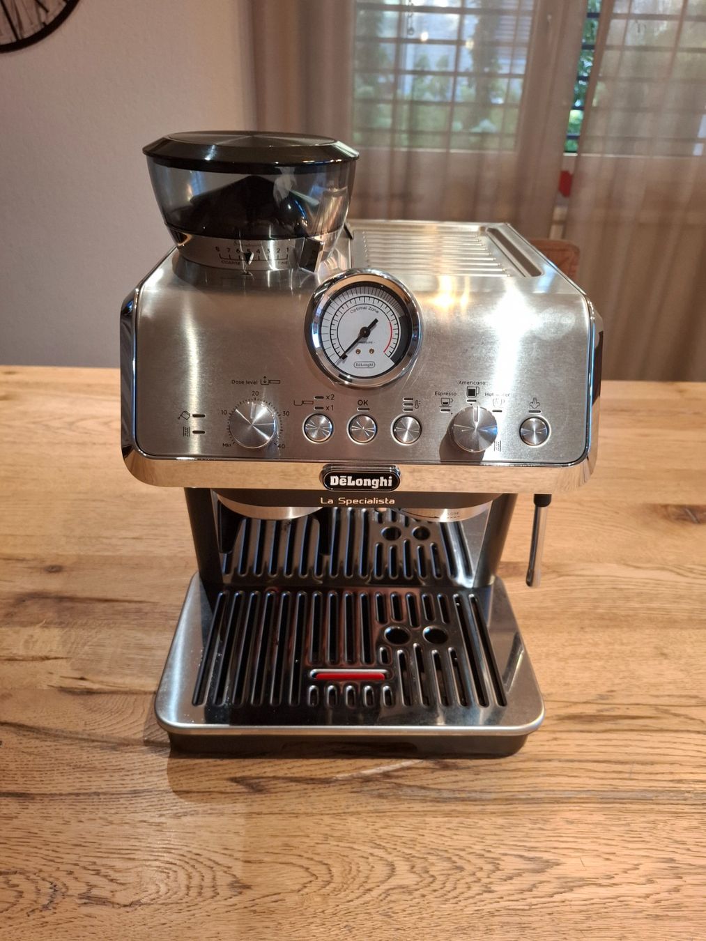 De'Longhi Macchine per caffè & Macchine per espresso: La Specialista EC915X – Usato da Buttisholz venduto da H2012J